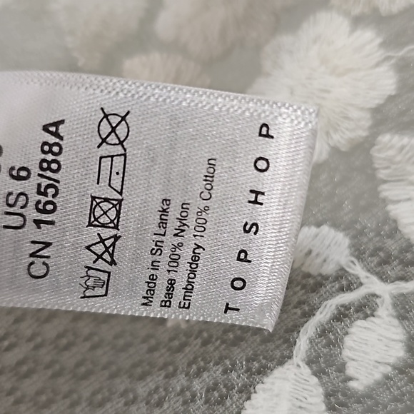 Lace Cream Top - Picture 4 of 4